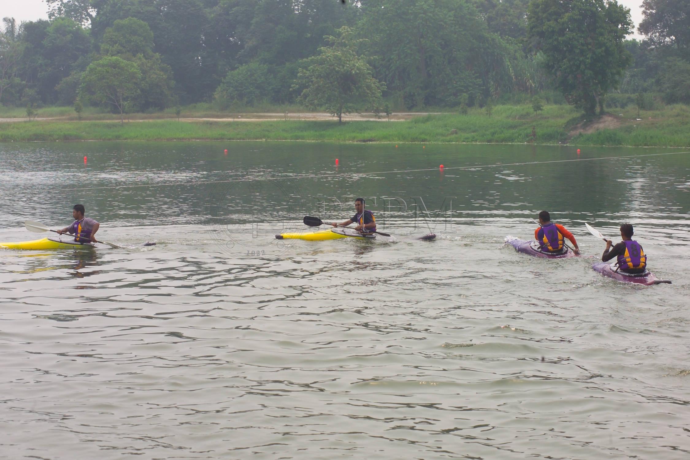 PTPM 05 13 kayak D8XZ8779